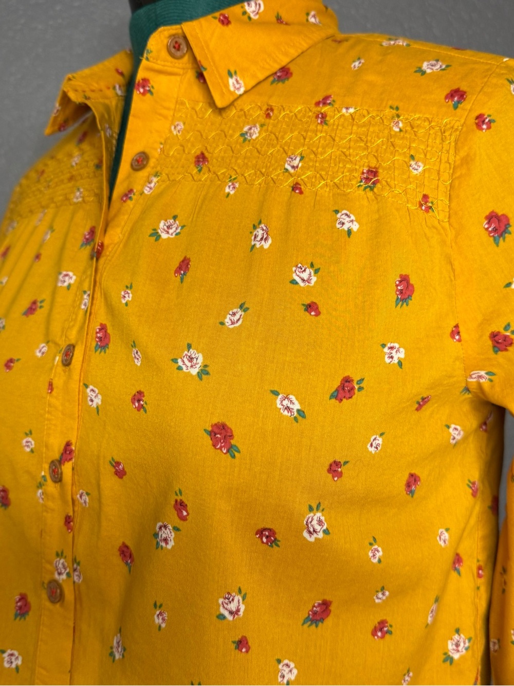 Mauve Anthropologie Mustard Floral Smocked Blouse Cotton Button Up Size 10 - Picture 10 of 12